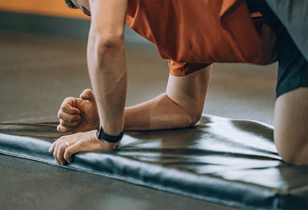 man training at home